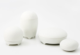 Sortiment - weisse Cloches - Porzellan | © Mira Möbius - Porzellan und Produktdesign