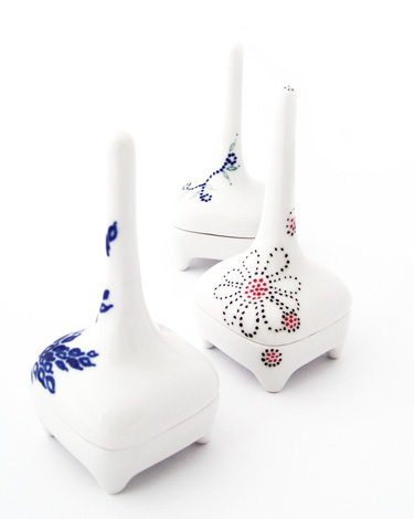 3 Schatzkistchen - verziertes Porzellan | © Mira Möbius - Porzellan und Produktdesign